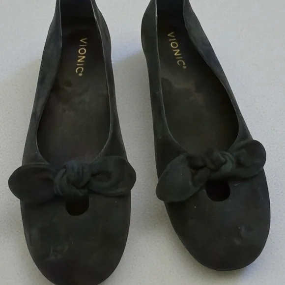 Vionic Women's Black Bow Flats - Picture 3 of 5